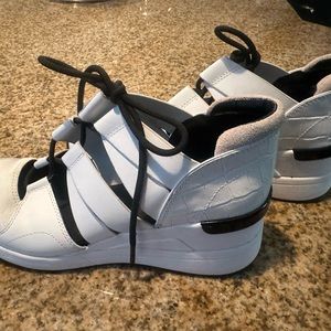 Michael Kors Shoes! Like new!  Worn once!